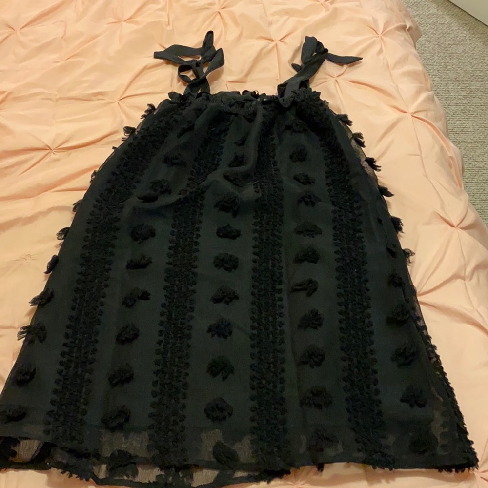 Cute bow sleeve dress